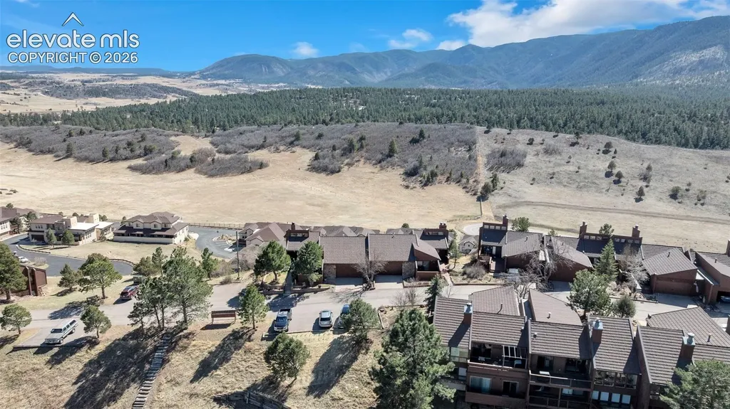 4500 Sentinel Rock Na Larkspur CO 80118