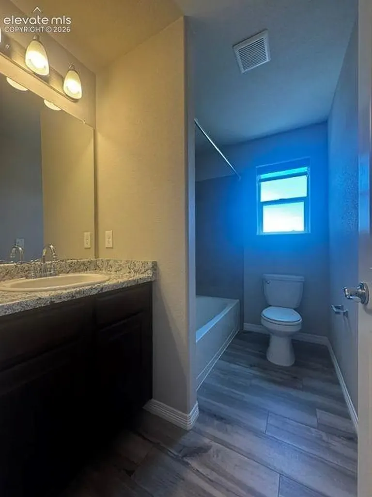 5338 Kingscote Drive Colorado Springs CO 80915