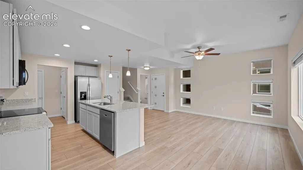 1952 Dawkins View Colorado Springs CO 80910
