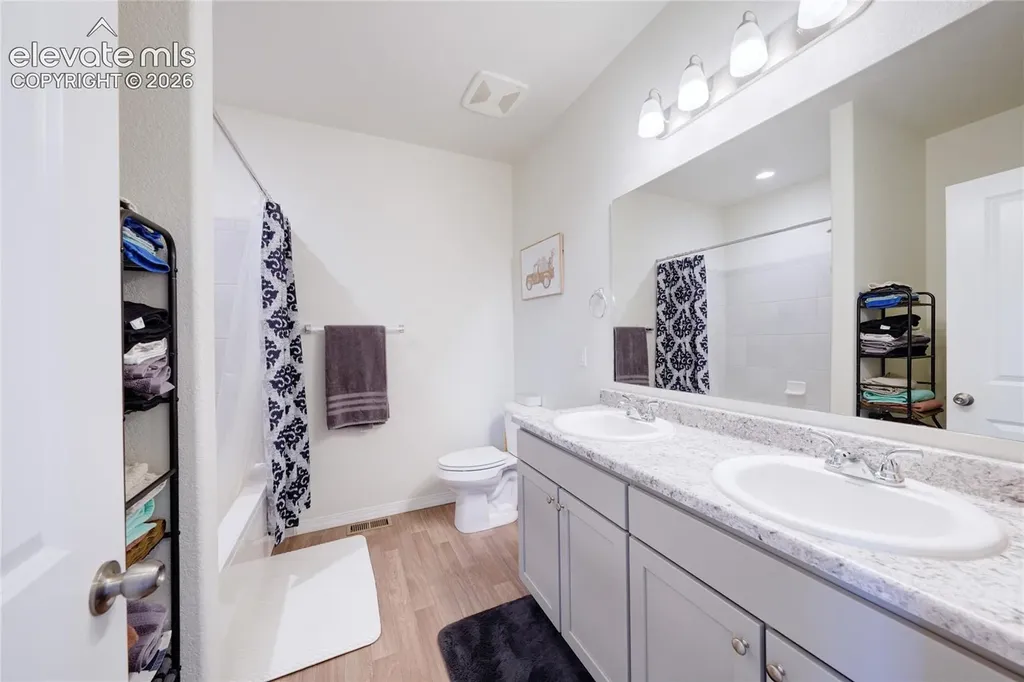 8042 Jayla Trail Colorado Springs CO 80908