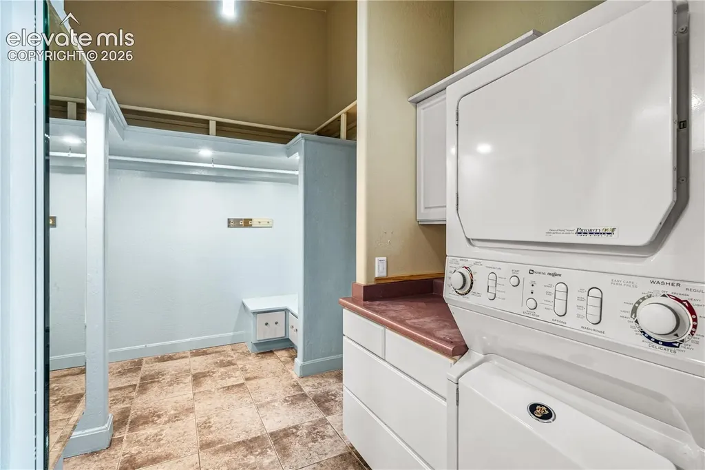 50 Aberdeen Bluff Na Pueblo CO 81004