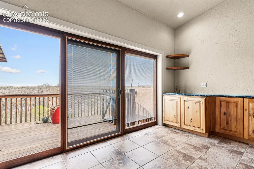 50 Aberdeen Bluff Na Pueblo CO 81004