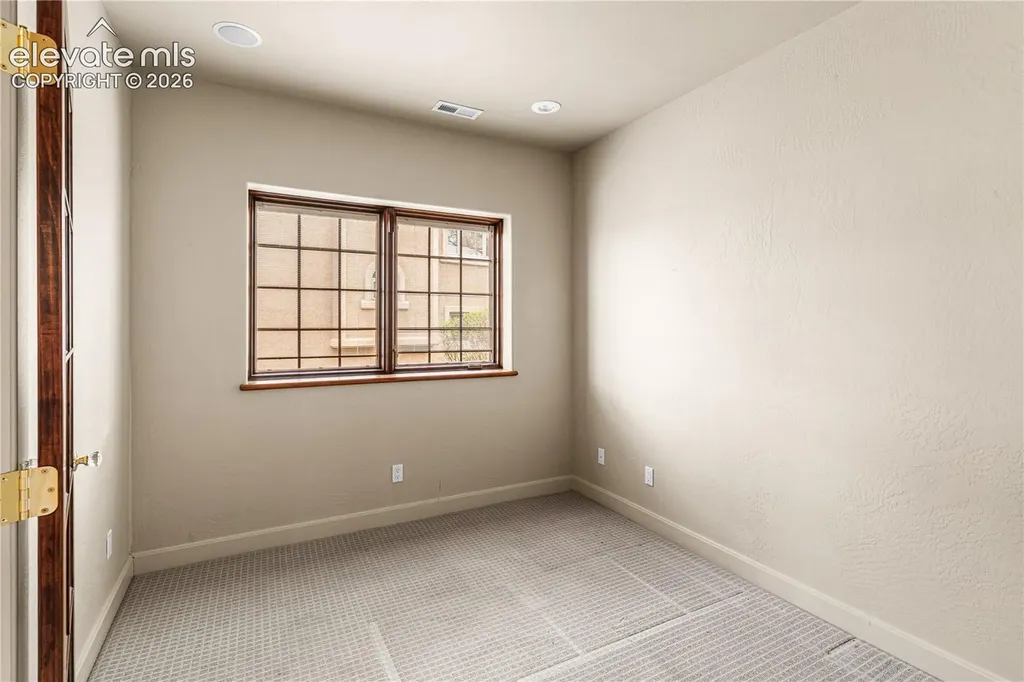 50 Aberdeen Bluff Na Pueblo CO 81004