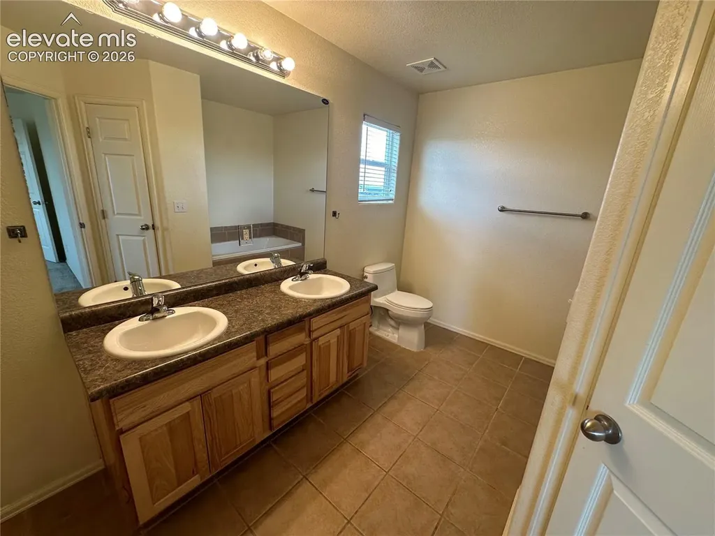7781 Donner Pass View Fountain CO 80817