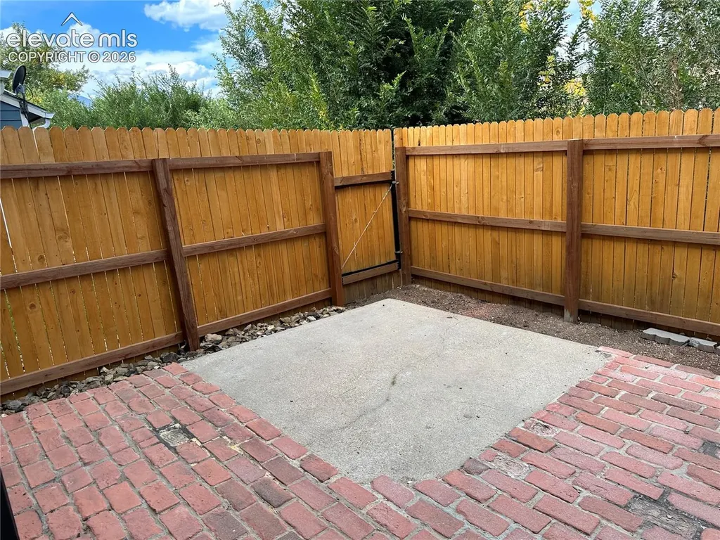 826 London Green Way Colorado Springs CO 80906