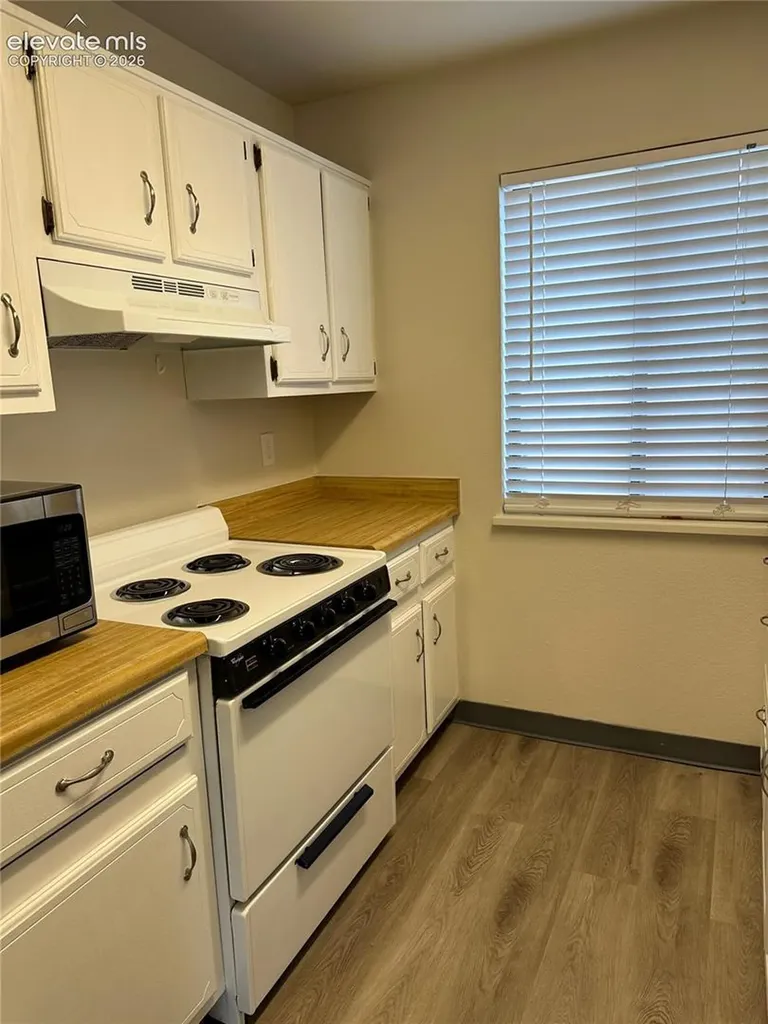 826 London Green Way Colorado Springs CO 80906