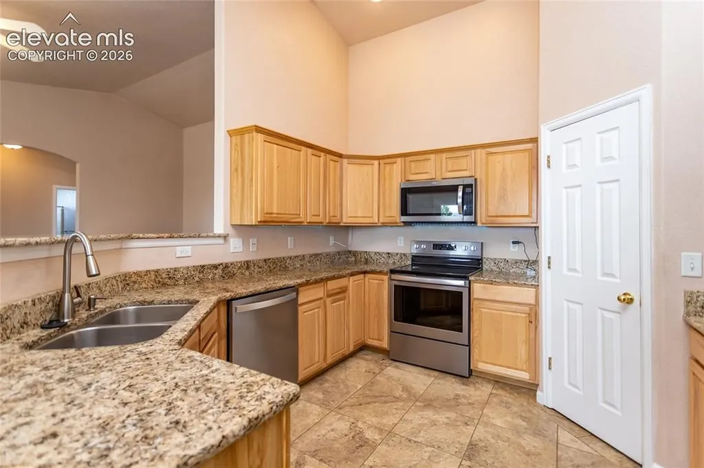 440 S Avenida Del Oro E Na Pueblo West CO 81007