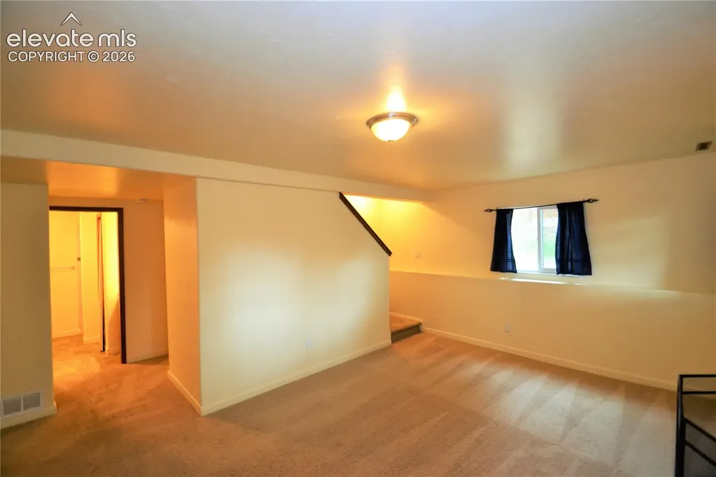 1288 Suncrest Way Colorado Springs CO 80906