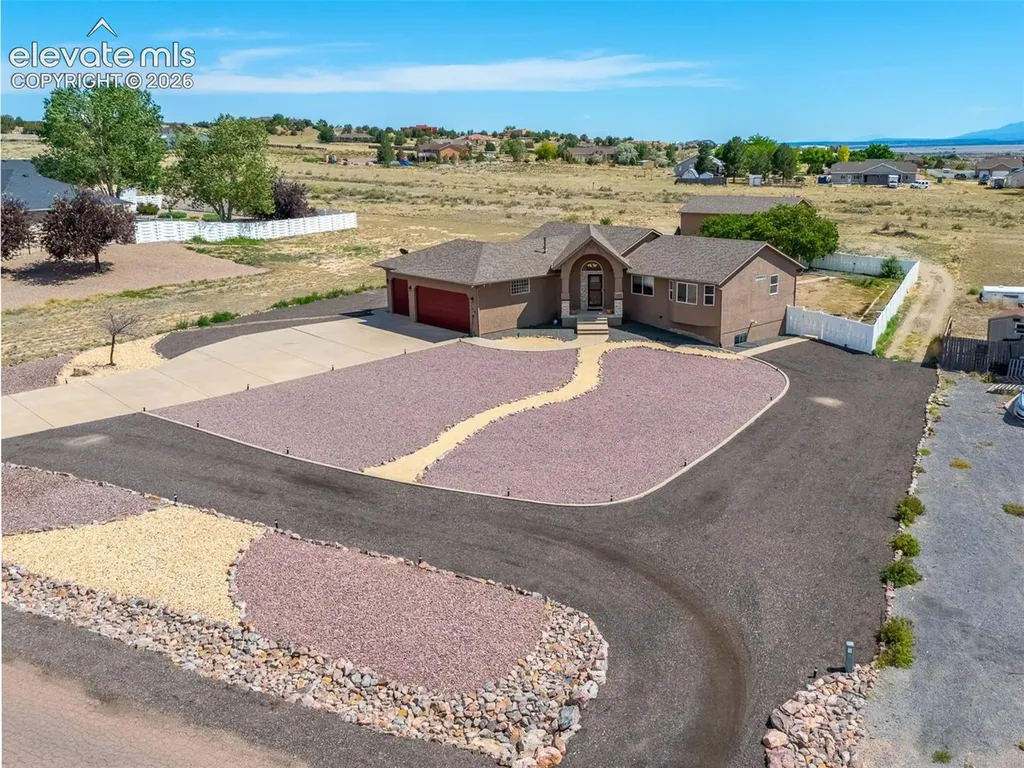 1620 W Camino De Los Ranchos Na Pueblo West CO 81007