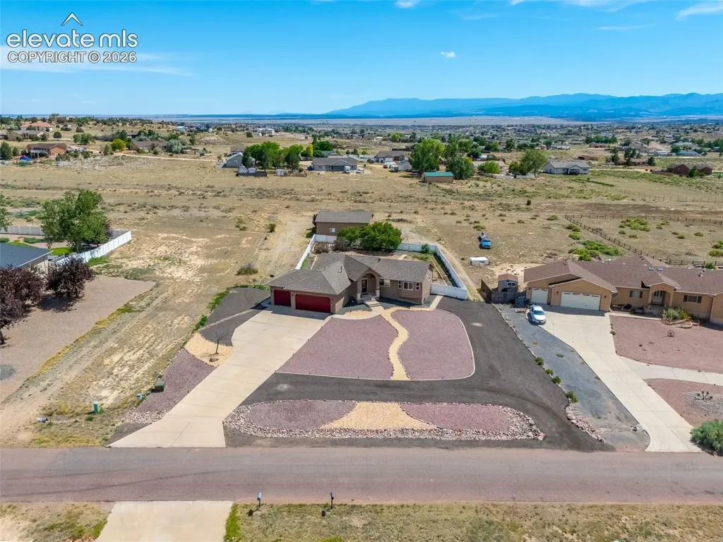 1620 W Camino De Los Ranchos Na Pueblo West CO 81007