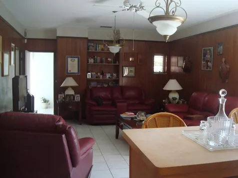 Grays Inn Drive 01 Grand Bahama Freeport BS