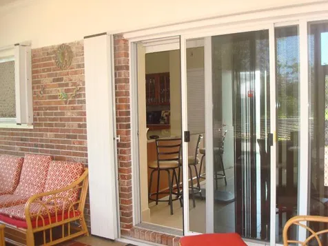 Grays Inn Drive 01 Grand Bahama Freeport BS