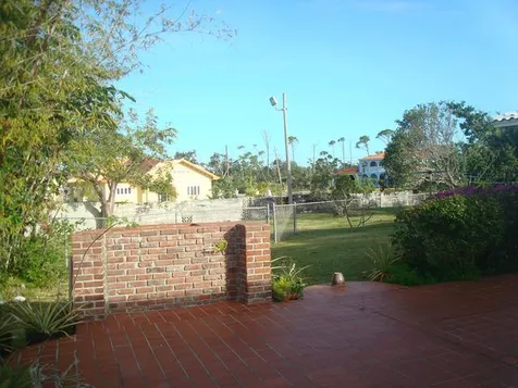 Grays Inn Drive 01 Grand Bahama Freeport BS