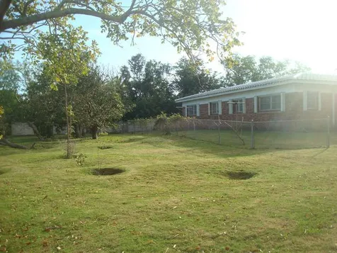 Grays Inn Drive 01 Grand Bahama Freeport BS