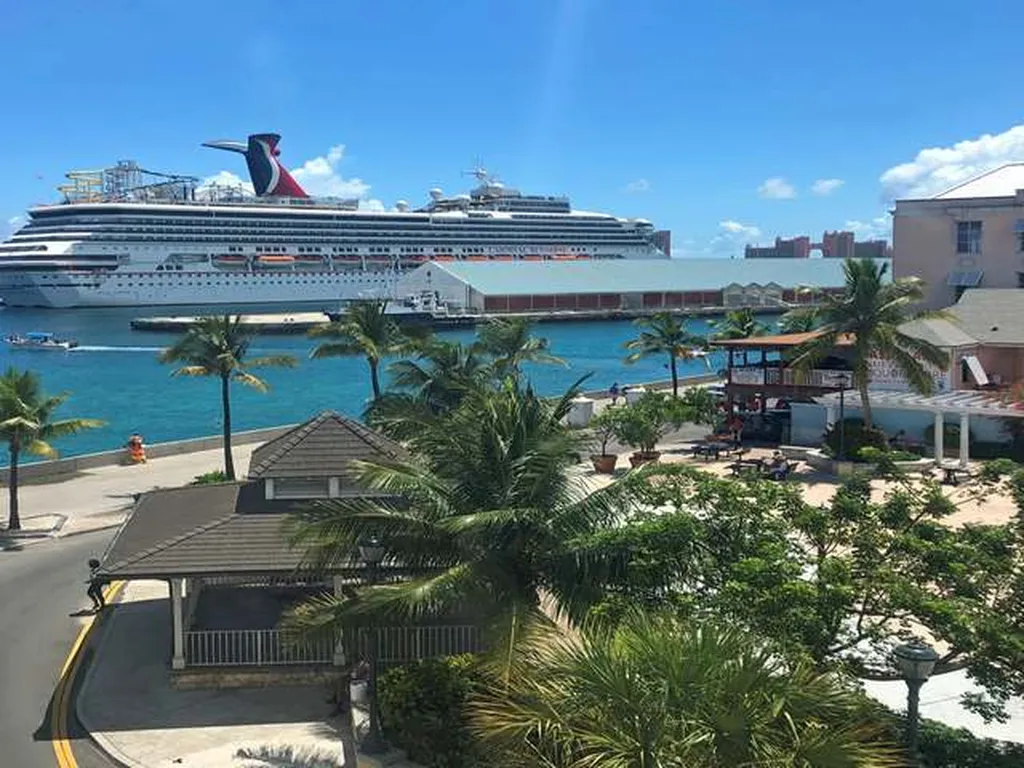 One Bay Street New Providence Paradise Island BS