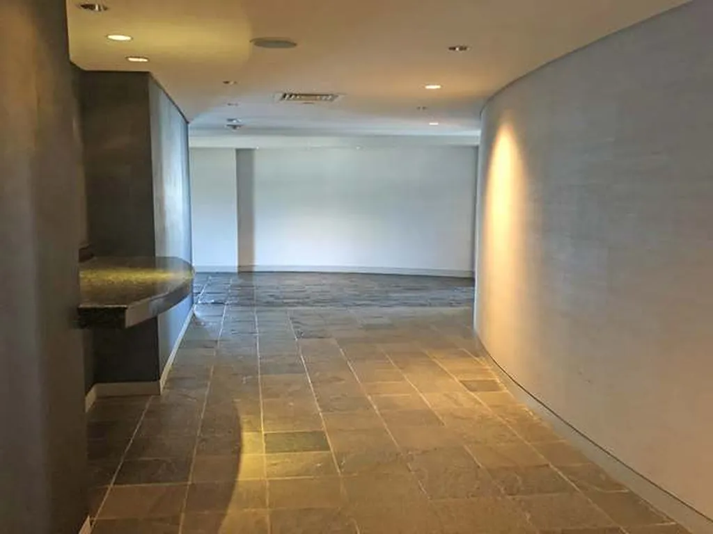 One Bay Street New Providence Paradise Island BS