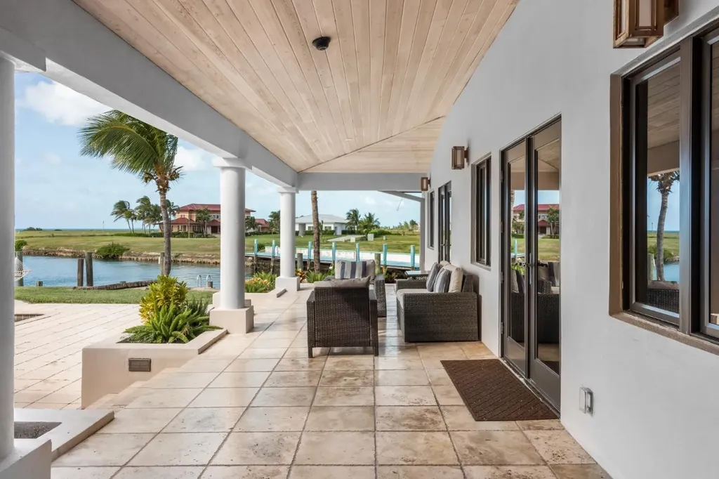 Jasmine Court 54 Grand Bahama Freeport BS