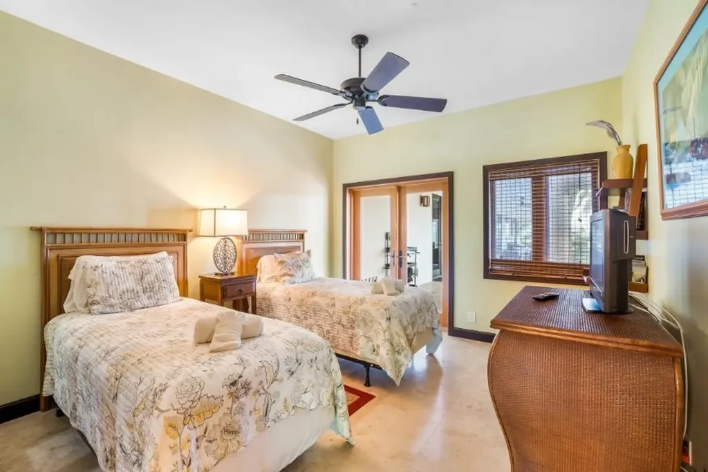 Jasmine Court 54 Grand Bahama Freeport BS