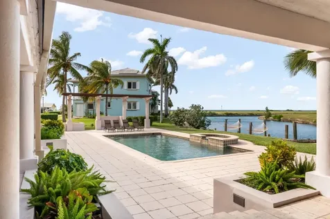 Jasmine Court 54 Grand Bahama Freeport BS