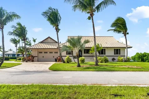 Jasmine Court 54 Grand Bahama Freeport BS