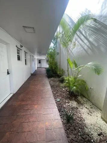 302 Lakeview Manor Grand Bahama Freeport BS