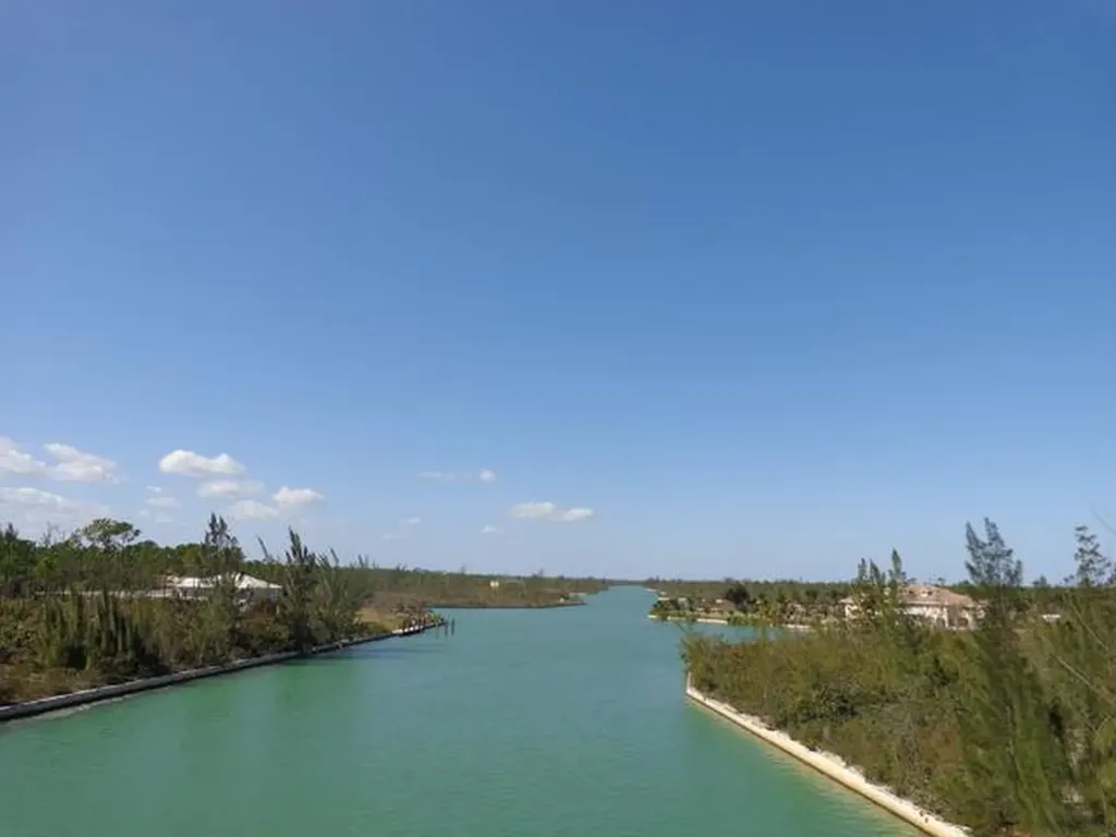 41 Bombard Road Cannon Bay Grand Bahama Freeport BS