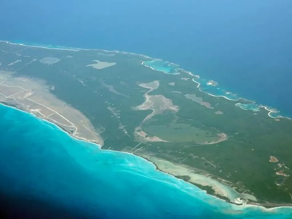 289 Acres Burrows Harbour Long Island BS