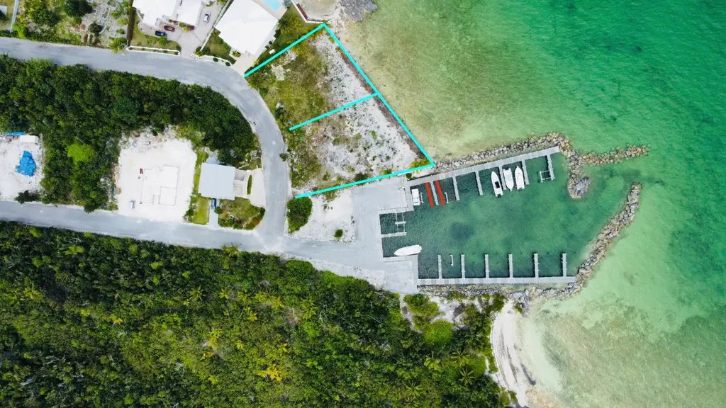 Sunrise Moon 17 Abaco BS