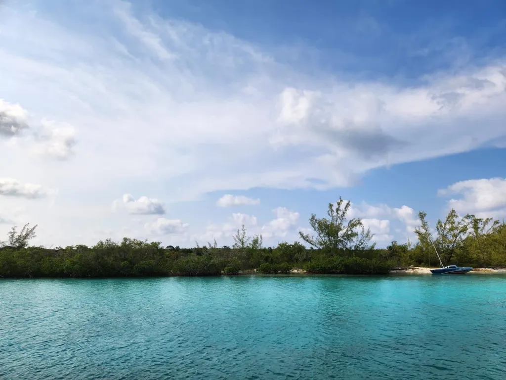 Mckenzie Cay E 111 Cat Island BS