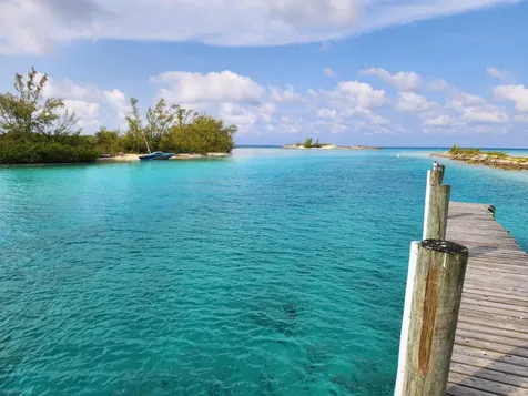 Mckenzie Cay E 111 Cat Island BS