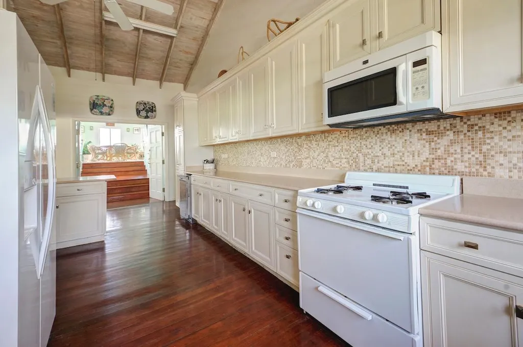 Gun Point & Ridley Head Eleuthera BS