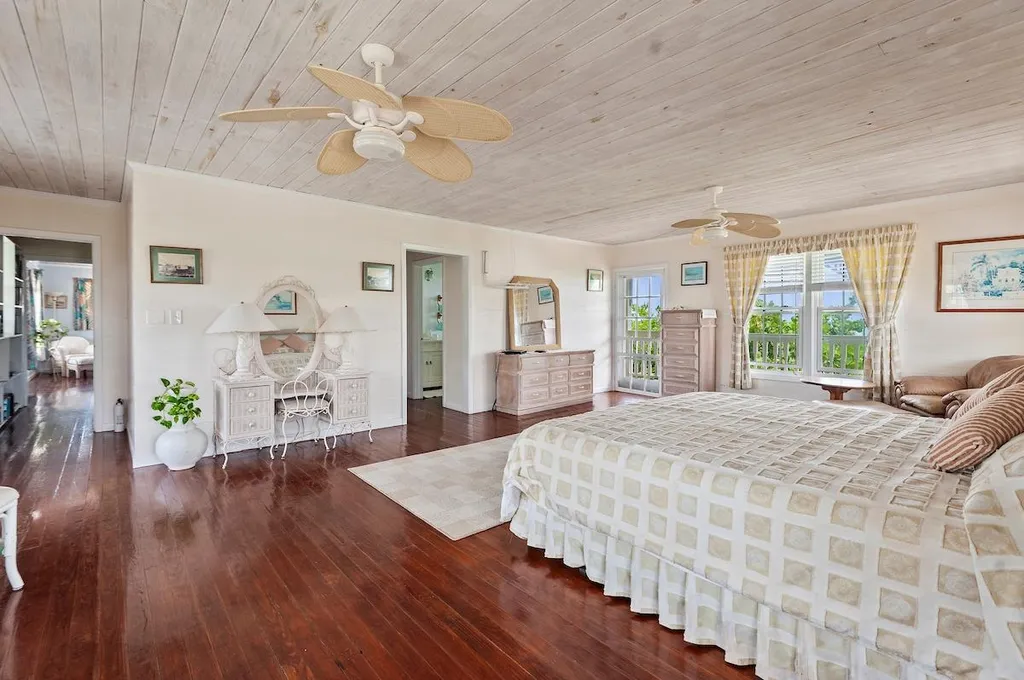 Gun Point & Ridley Head Eleuthera BS