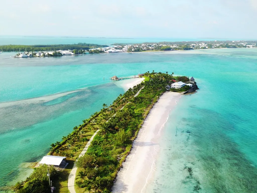 Gun Point & Ridley Head Eleuthera BS