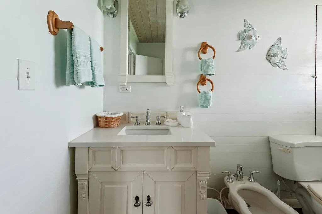 Gun Point & Ridley Head Eleuthera BS