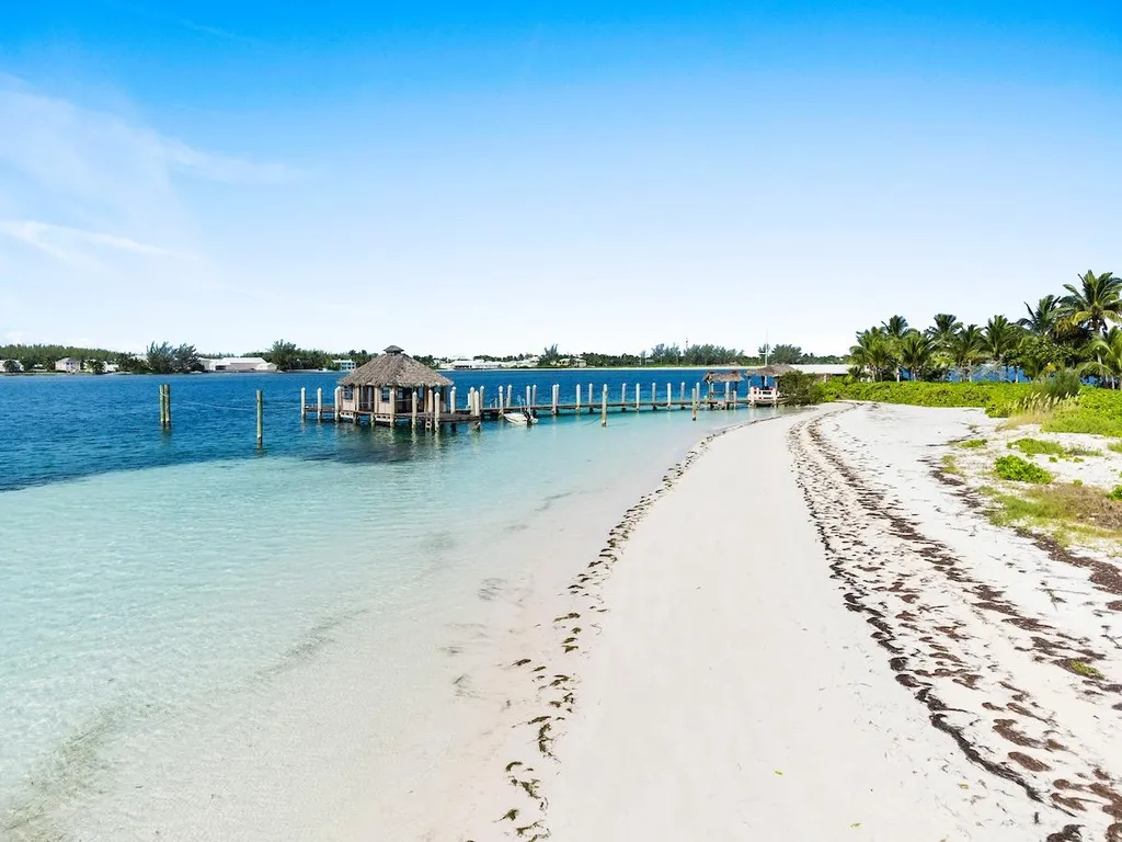 Gun Point & Ridley Head Eleuthera BS