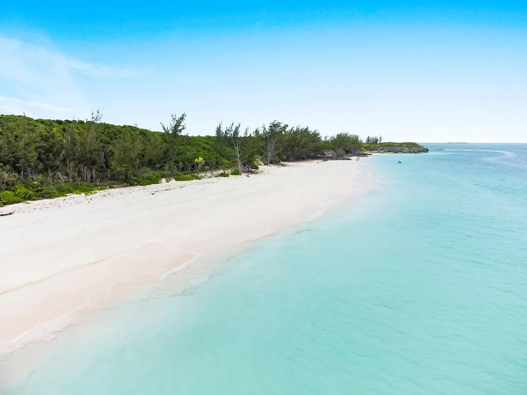 Gun Point & Ridley Head Eleuthera BS
