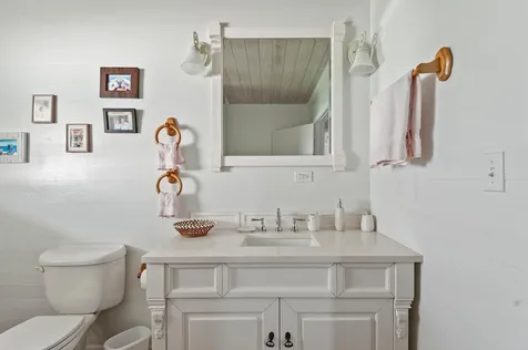 Gun Point & Ridley Head Eleuthera BS