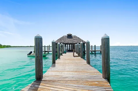 Gun Point & Ridley Head Eleuthera BS