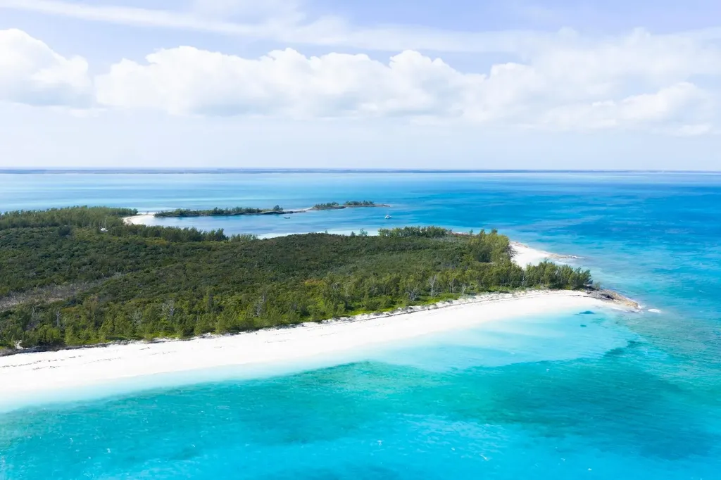 Munjack Cay Abaco BS