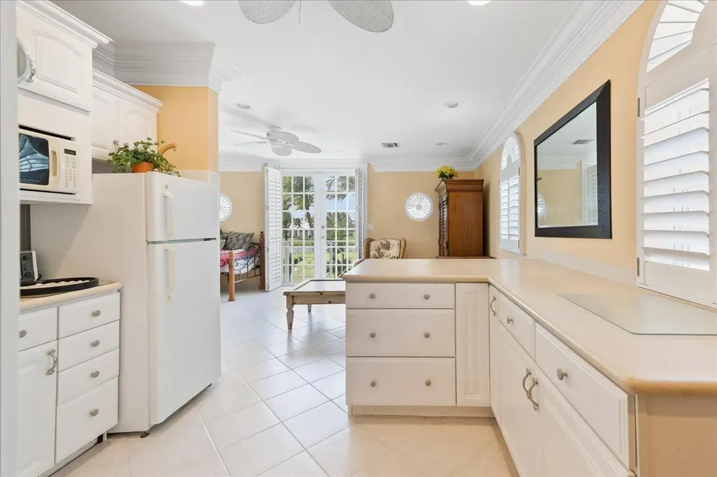 28 Ocean Club Estates New Providence Paradise Island BS