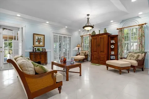 28 Ocean Club Estates New Providence Paradise Island BS