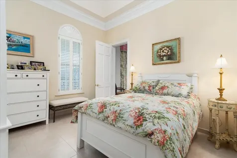 28 Ocean Club Estates New Providence Paradise Island BS