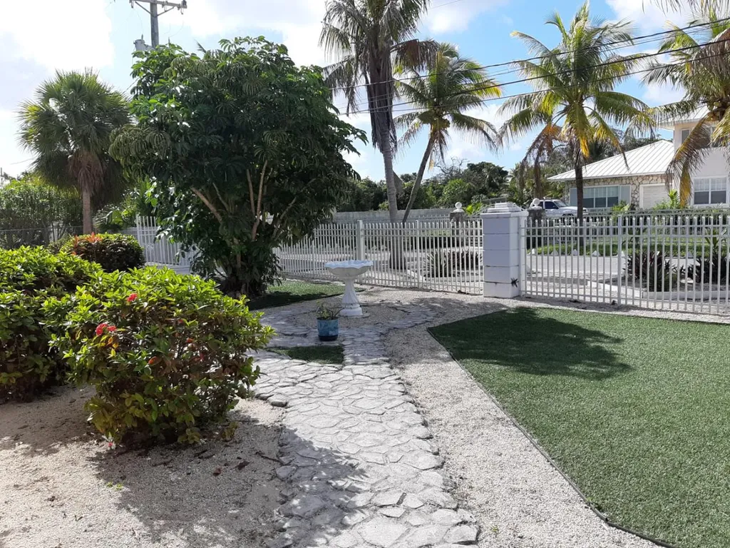 Sea Scape Lane 85 Grand Bahama Freeport BS