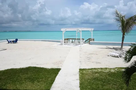 Sandy Butts & Coconuts Abaco BS