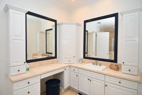 Sandy Butts & Coconuts Abaco BS