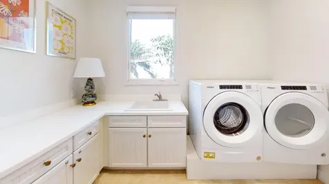 Sandy Butts & Coconuts Abaco BS