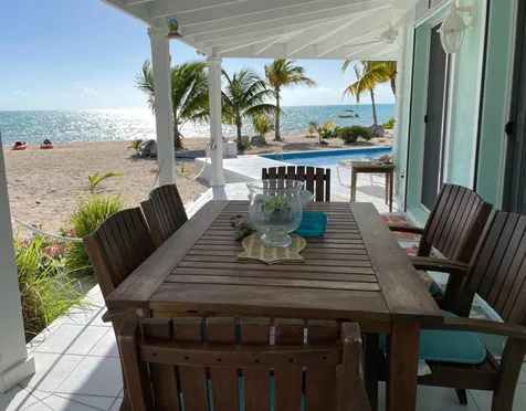 Beachfront Home With Pool Long Island BS