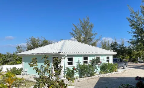 Beachfront Home With Pool Long Island BS