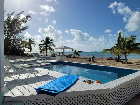 Beachfront Home With Pool Long Island BS