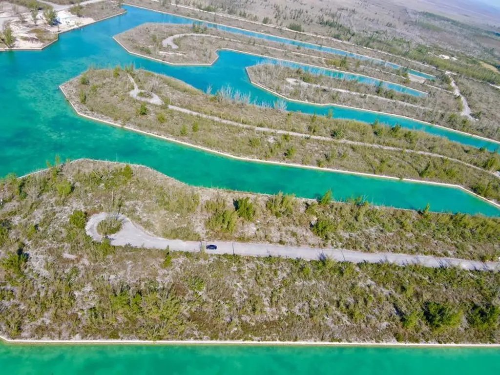 Dover Sound Grand Bahama Freeport BS